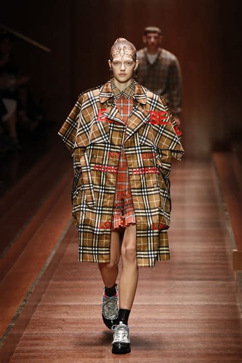 burberry aw 19|Burberry runway fashion.